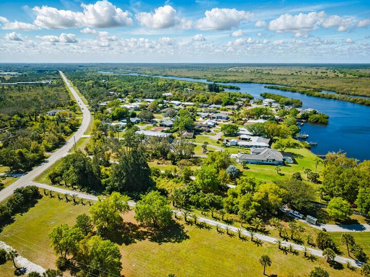 Property Photo: 12419 Roseland Road FL 32958