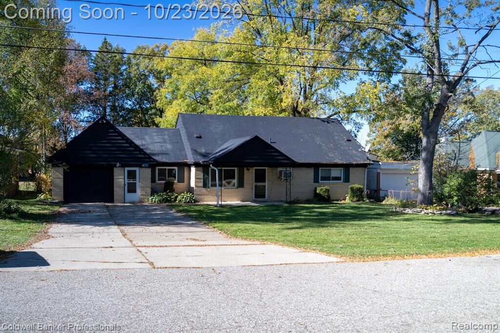Property Photo: 5414 Revere Street MI 48439