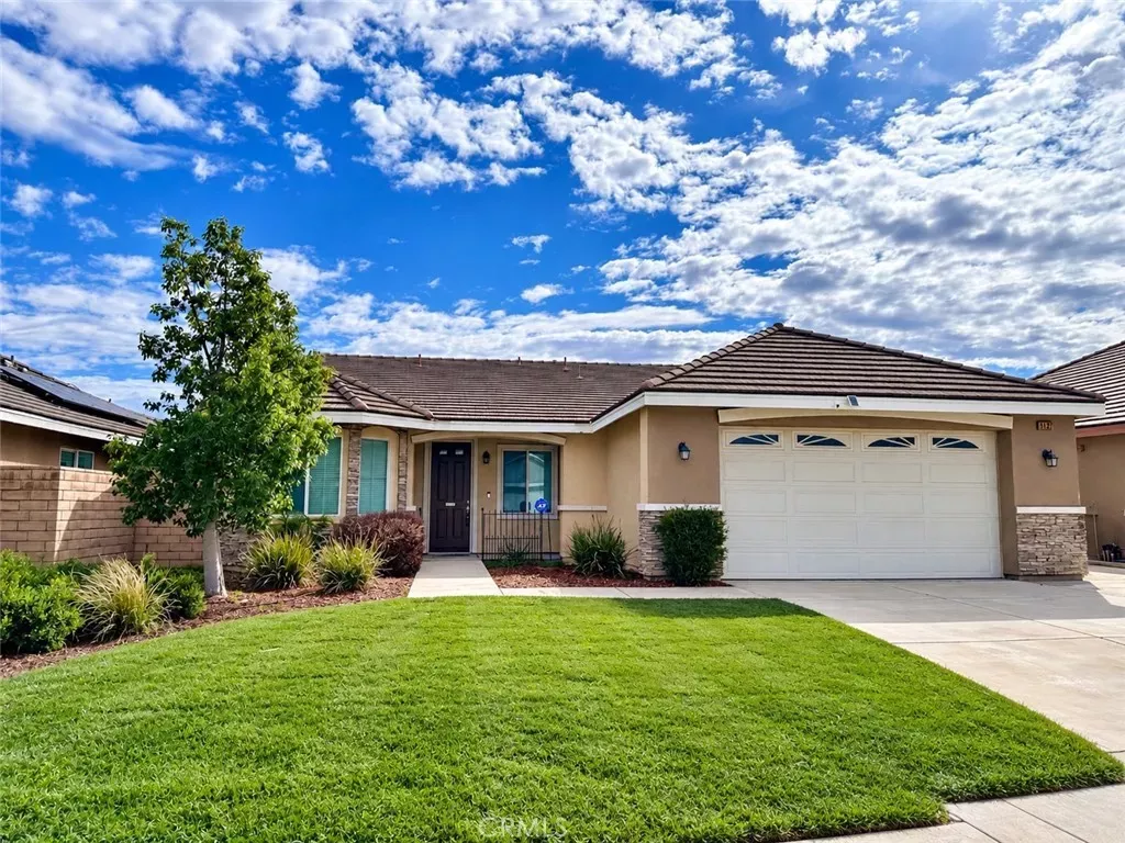Property Photo: 3127 W Penny CA 92376