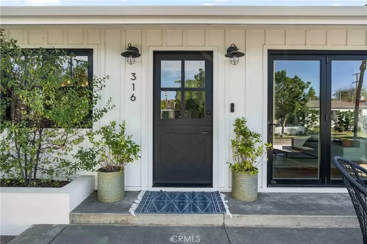 Property Photo: 316 Claremont CA 90803