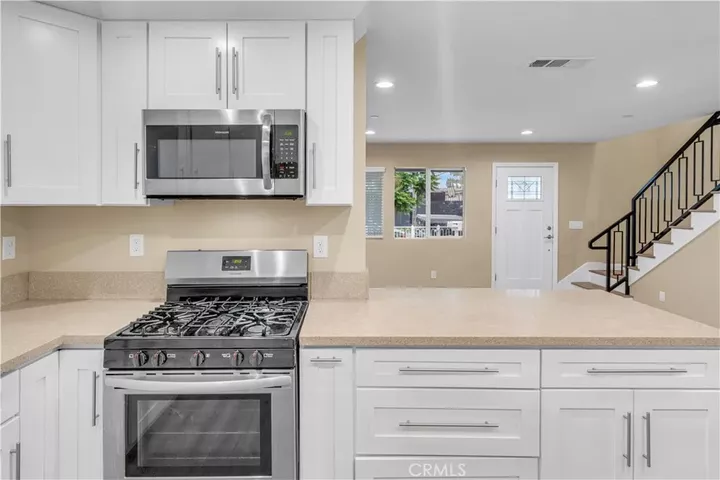 Property Photo: 1111 N Mulberry CA 90222