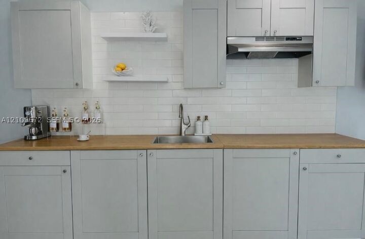 Property Photo:  227 SW 26th Rd 0  FL 33129 