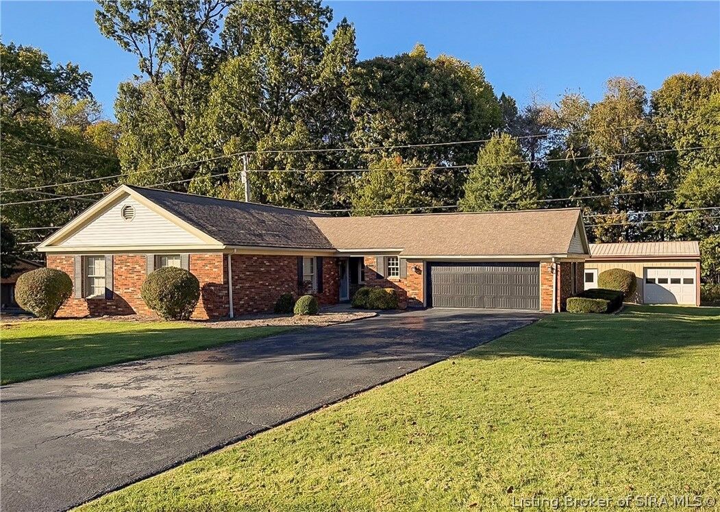 Property Photo:  1066 Hartlage Avenue NW  IN 47112 