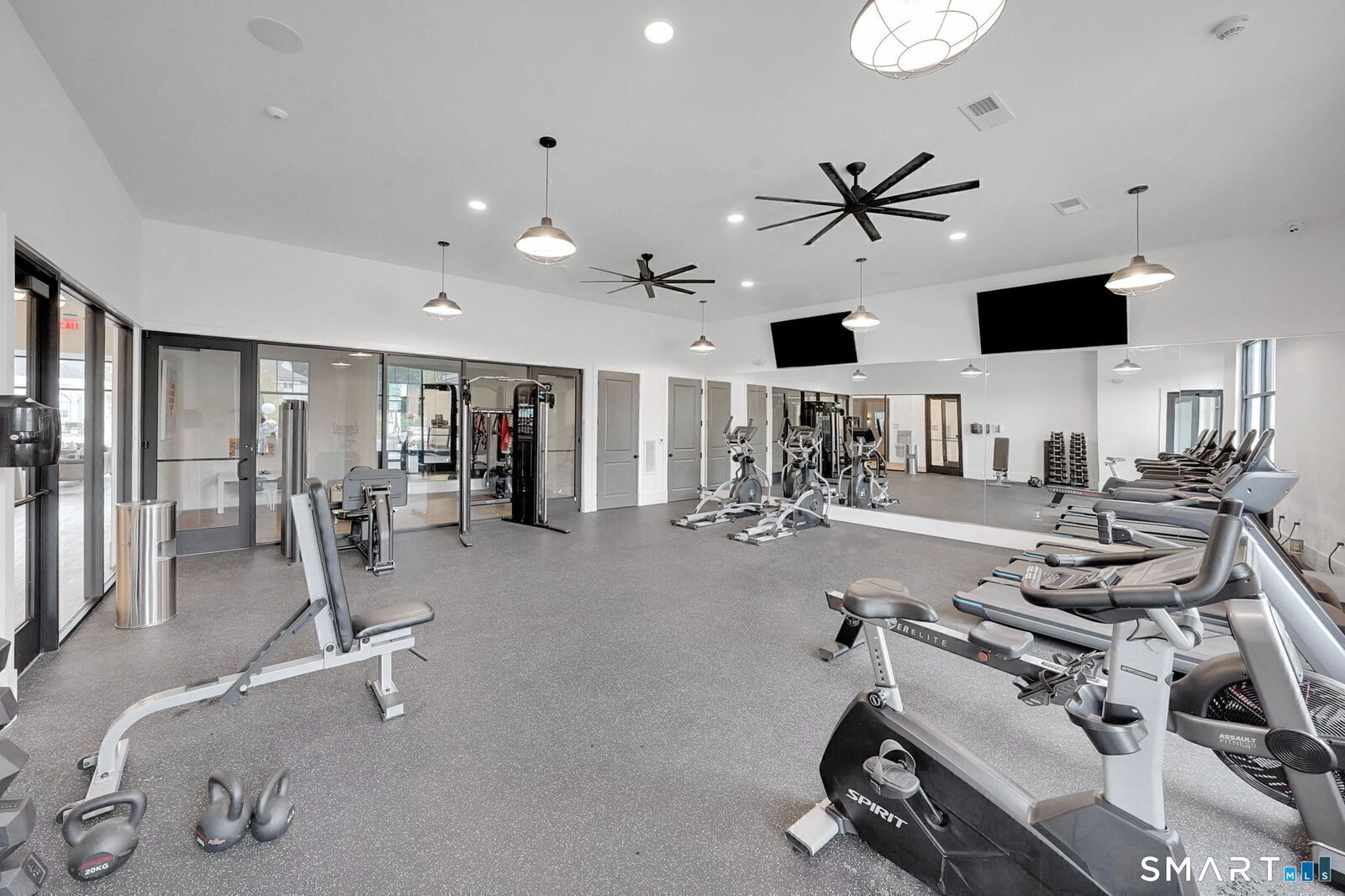 Property Photo: 280 Salmon Brook Street 4313 CT 06035