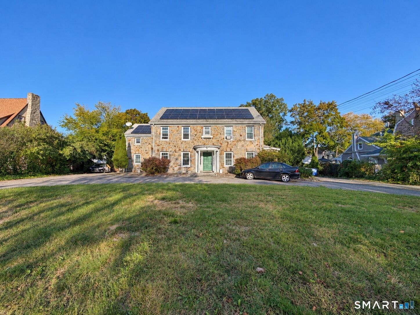Property Photo: 600 Brooklawn Avenue CT 06604