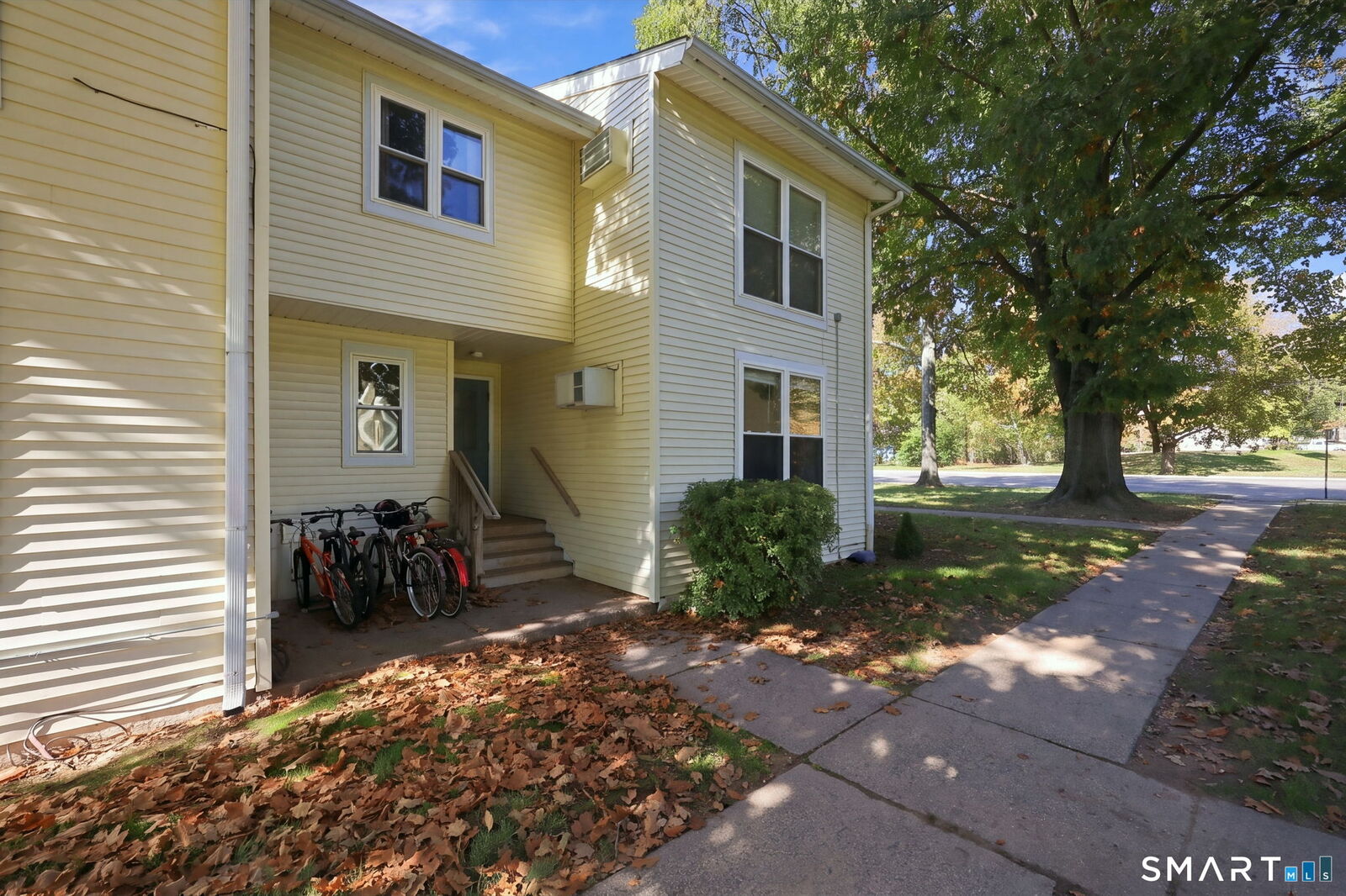 Property Photo:  949 Pleasant Valley Road 4-3  CT 06074 