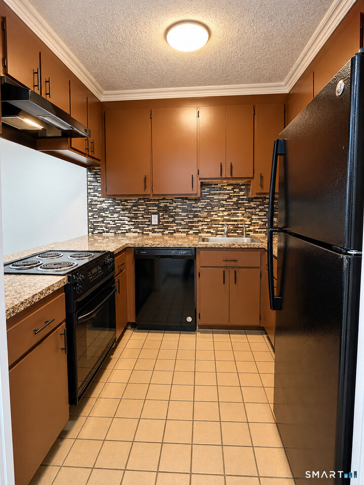 Property Photo:  163 South Street 30  CT 06810 