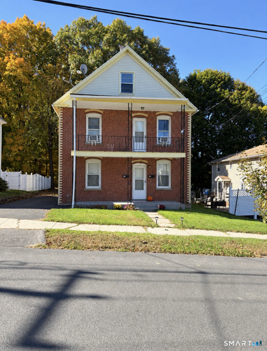 Property Photo: 16 Crown Street CT 06010