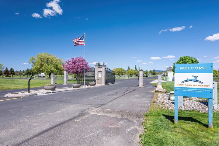 Property Photo:  1205 N Country Club Dr 104  WA 99006 