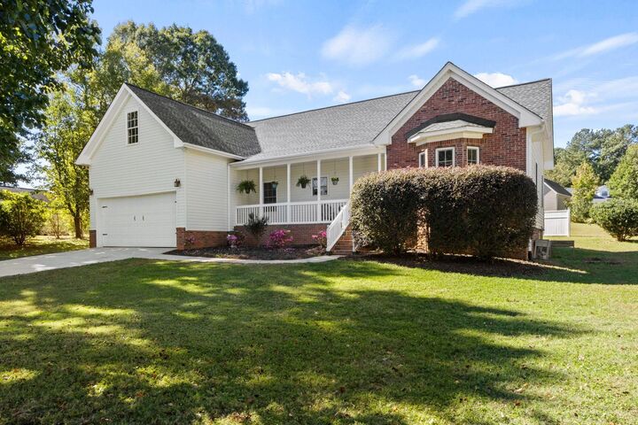 Property Photo:  111 Quartermein Court  SC 29673 