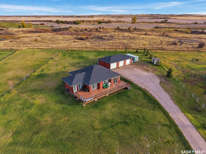 Property Photo:  13 Connor Road  SK S0K 1K0 