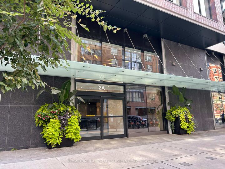 Property Photo:  2A Church Street 1105  ON M5E 0E1 