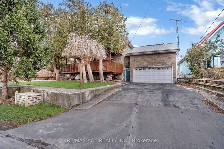 Property Photo:  52 West Beach Road  ON L1C 7B7 