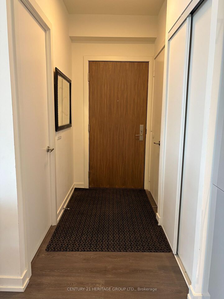 Property Photo: 1 Grandview Avenue 1002 ON L3T 0G7