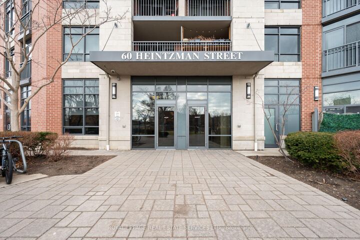 Property Photo:  60 Heintzman Street 834  ON M6P 5A1 