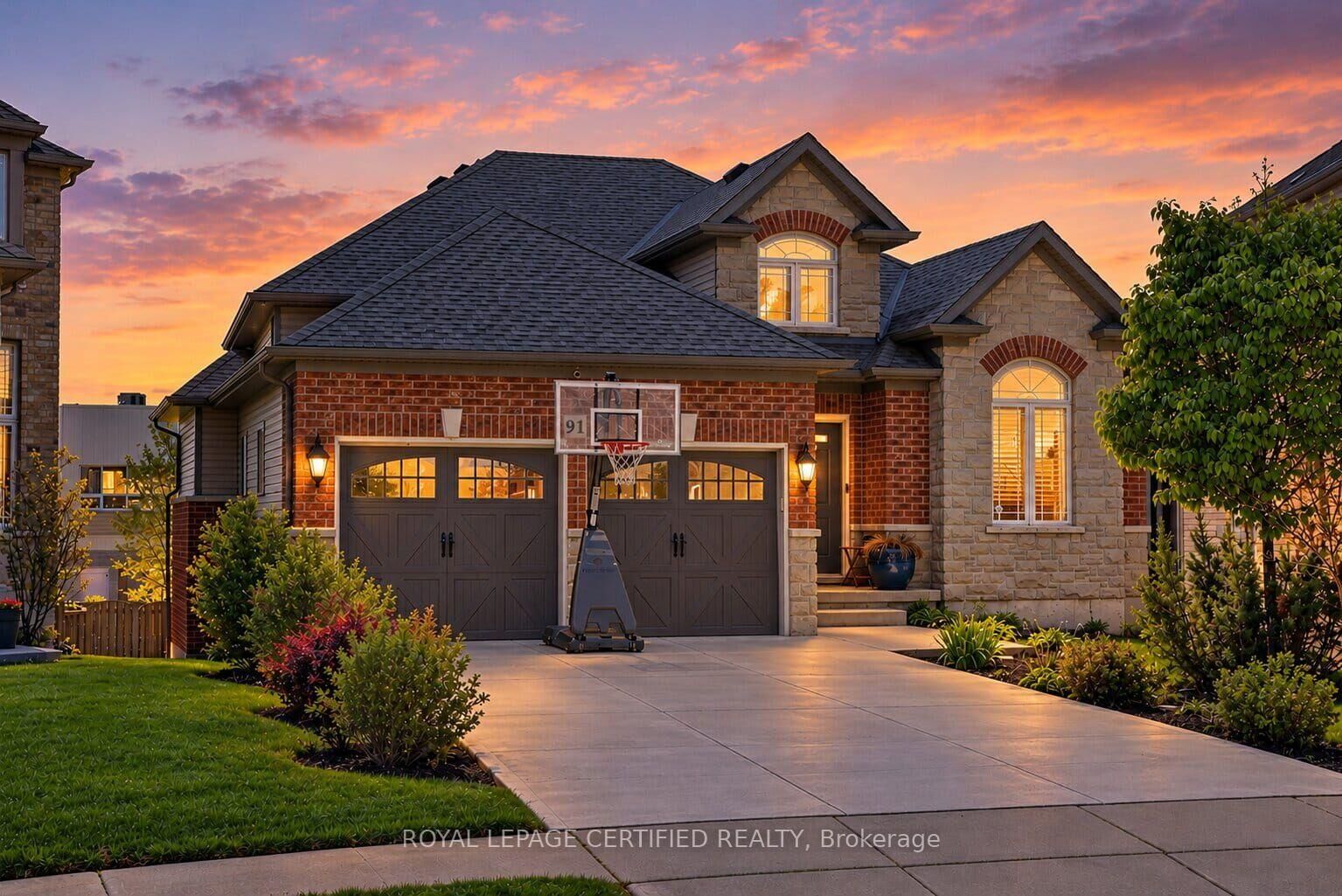 Property Photo:  91 Candlewood Drive  ON L8J 0A3 