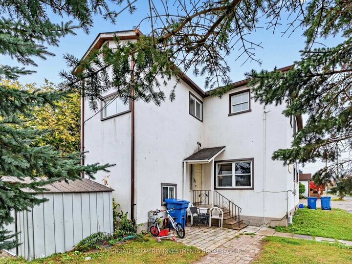 Property Photo:  8 School Street 5  ON L9N 1L1 