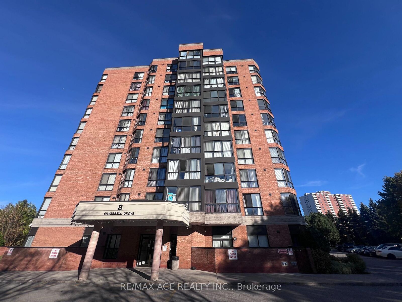Property Photo: 8 Silverbell Grove 901 ON M1B 4Z3