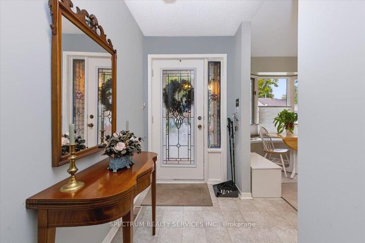 Property Photo:  132 Riverview Road  ON L9R 1S4 