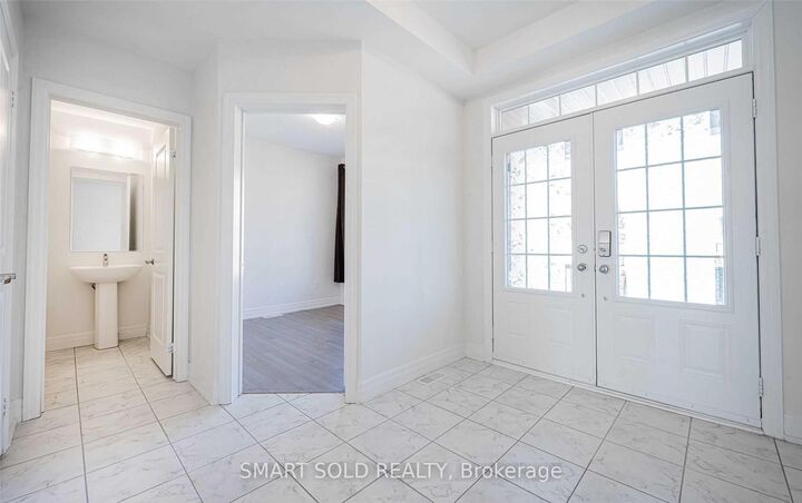 Property Photo:  55 Charlotte Abby Drive  ON L9N 0T1 