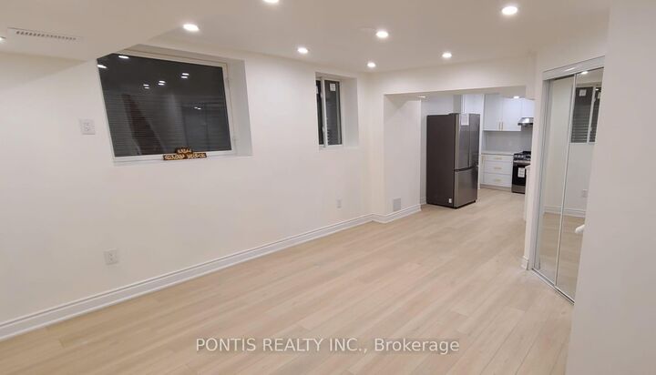 Property Photo: 959 Cherry Court Bsmt ON L9E 1P8