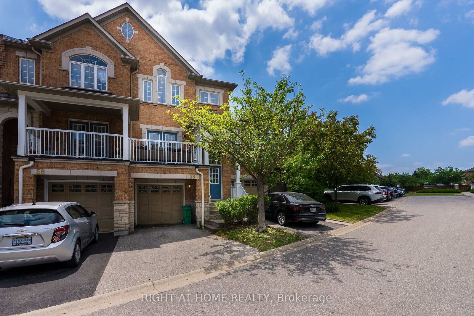 Property Photo:  601 Shoreline Drive 58  ON L5B 4K6 