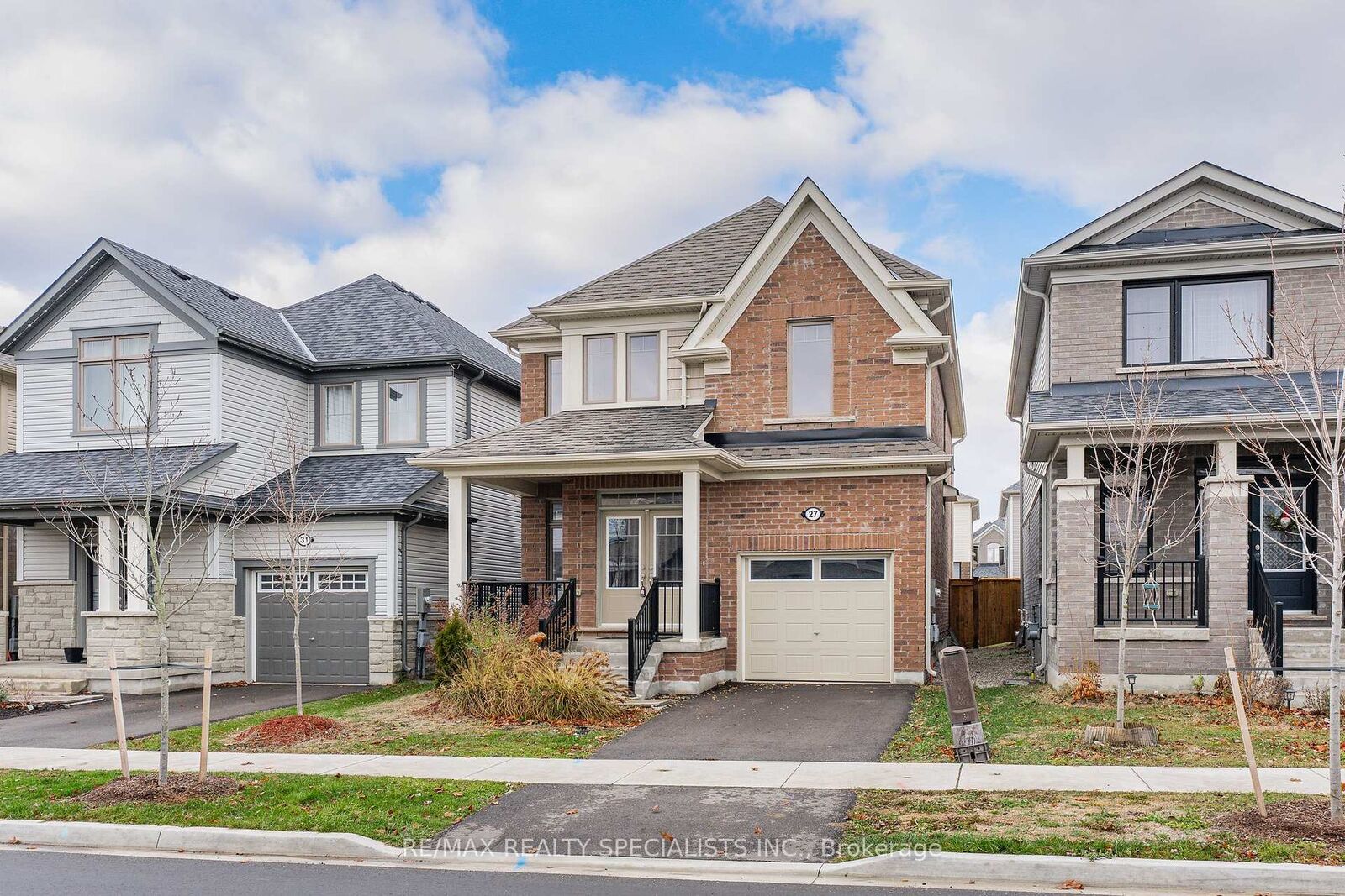 Property Photo:  27 Harpin Way W  ON N1M 0H8 