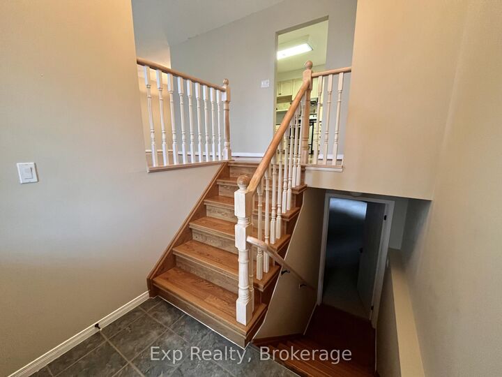 Property Photo:  27 Loraine Avenue  ON K8V 6R4 