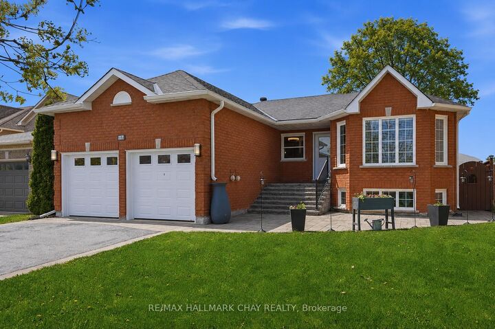 Property Photo:  117 Brown Street  ON L4N 7V7 