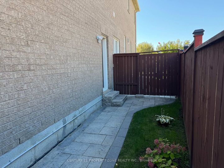 Property Photo:  7330 Saint Barbara Boulevard Bsmt  ON L5W 0C3 