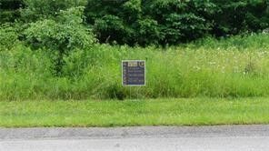 Property Photo:  353 Hidden Brooke Ct  PA 16105 