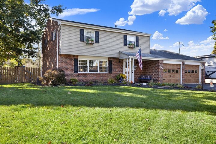 Property Photo:  613 Westland Dr  PA 15601 