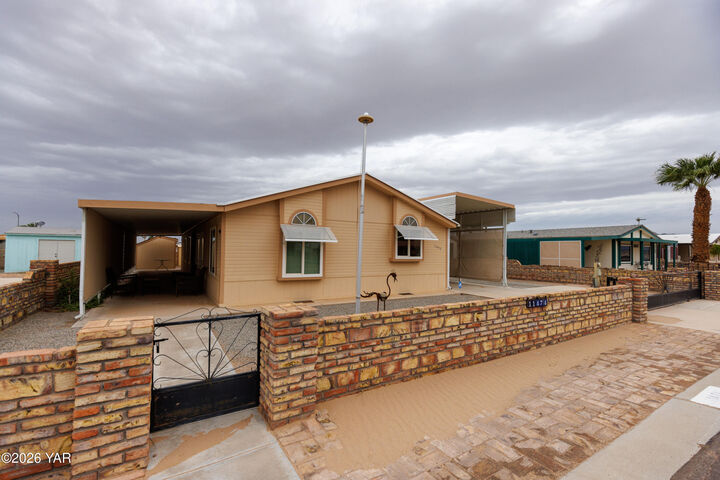Property Photo: 11474 E 39 Place AZ 85367