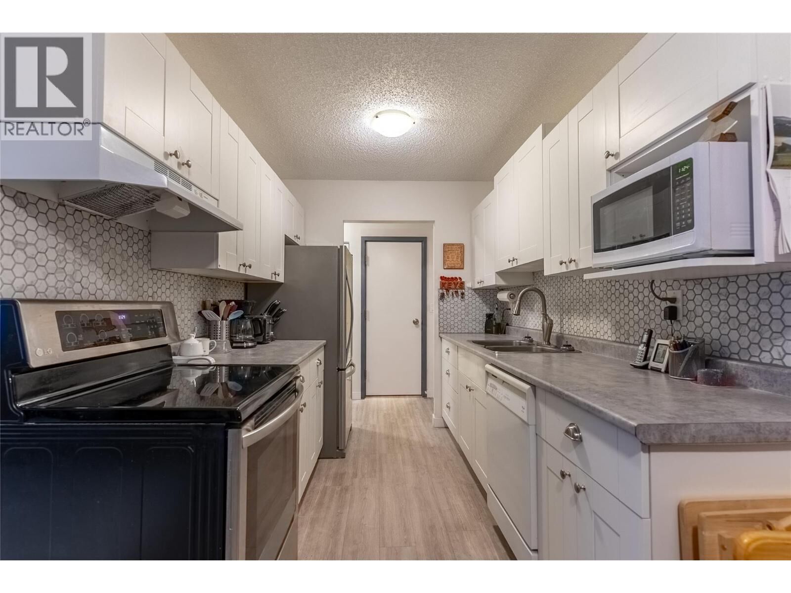 Property Photo:  280 Alder Drive 218  BC V0K 1W0 