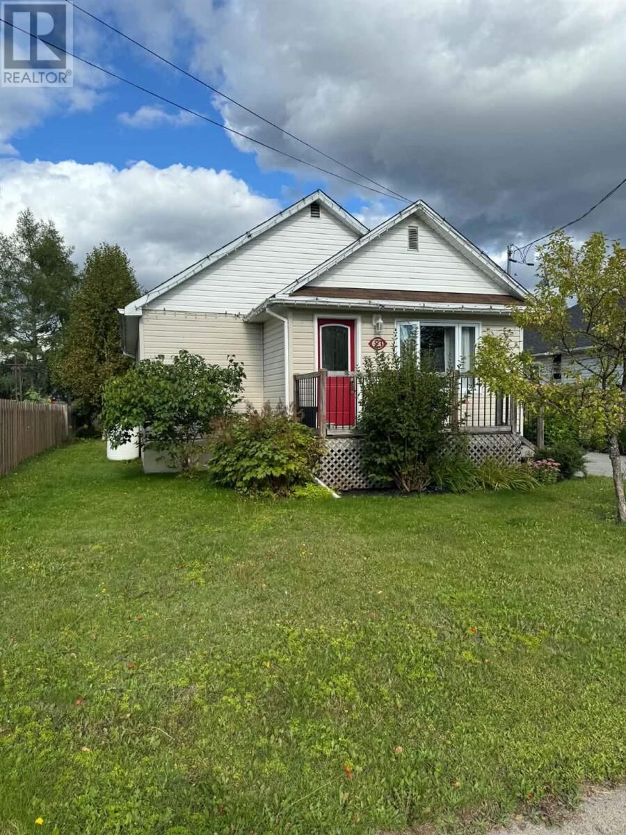 Property Photo:  23 Hillcrest Ave  ON P0S 1K0 