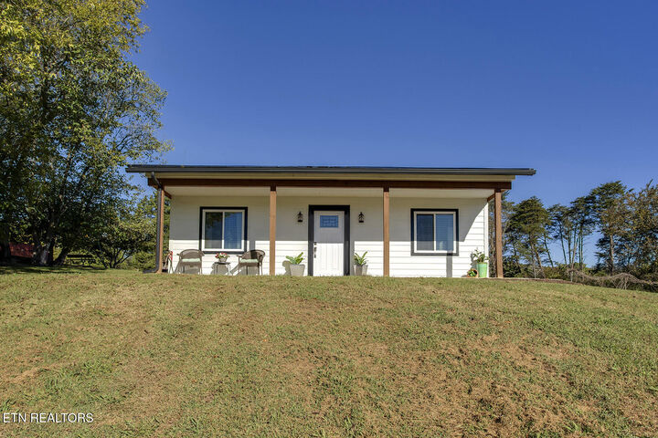 Property Photo: 112 Shubert St TN 37763