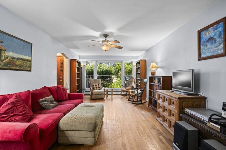 Property Photo: 5151 Touhy Avenue IL 60077