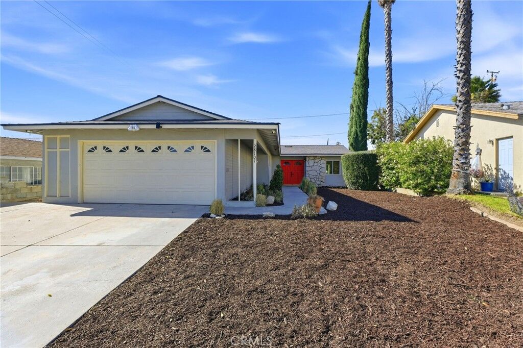 Property Photo:  28107 Dowell  CA 91351 