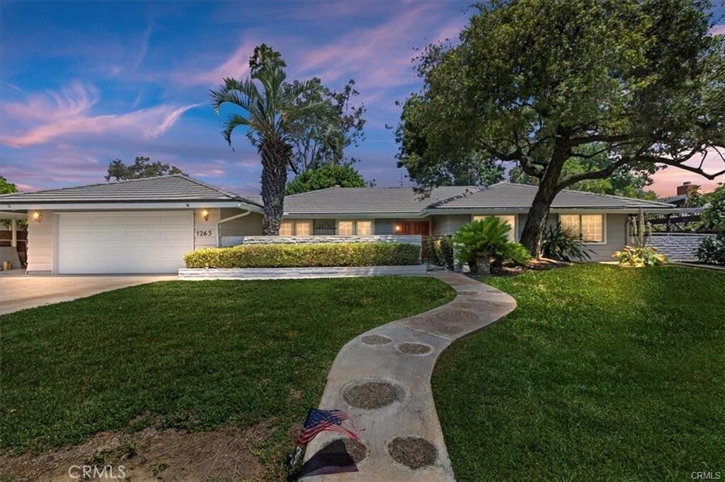 Property Photo:  1265 Country Club  CA 92506 