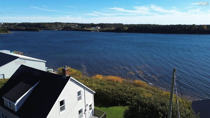 Property Photo: 788 Veterans Memorial Drive NS B0E 1A0