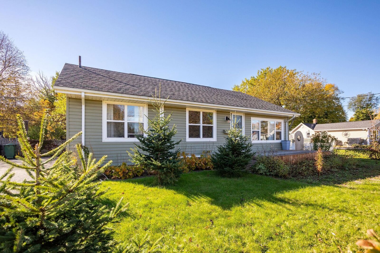 Property Photo:  17 Beasley Avenue  PE C1A 5Z3 