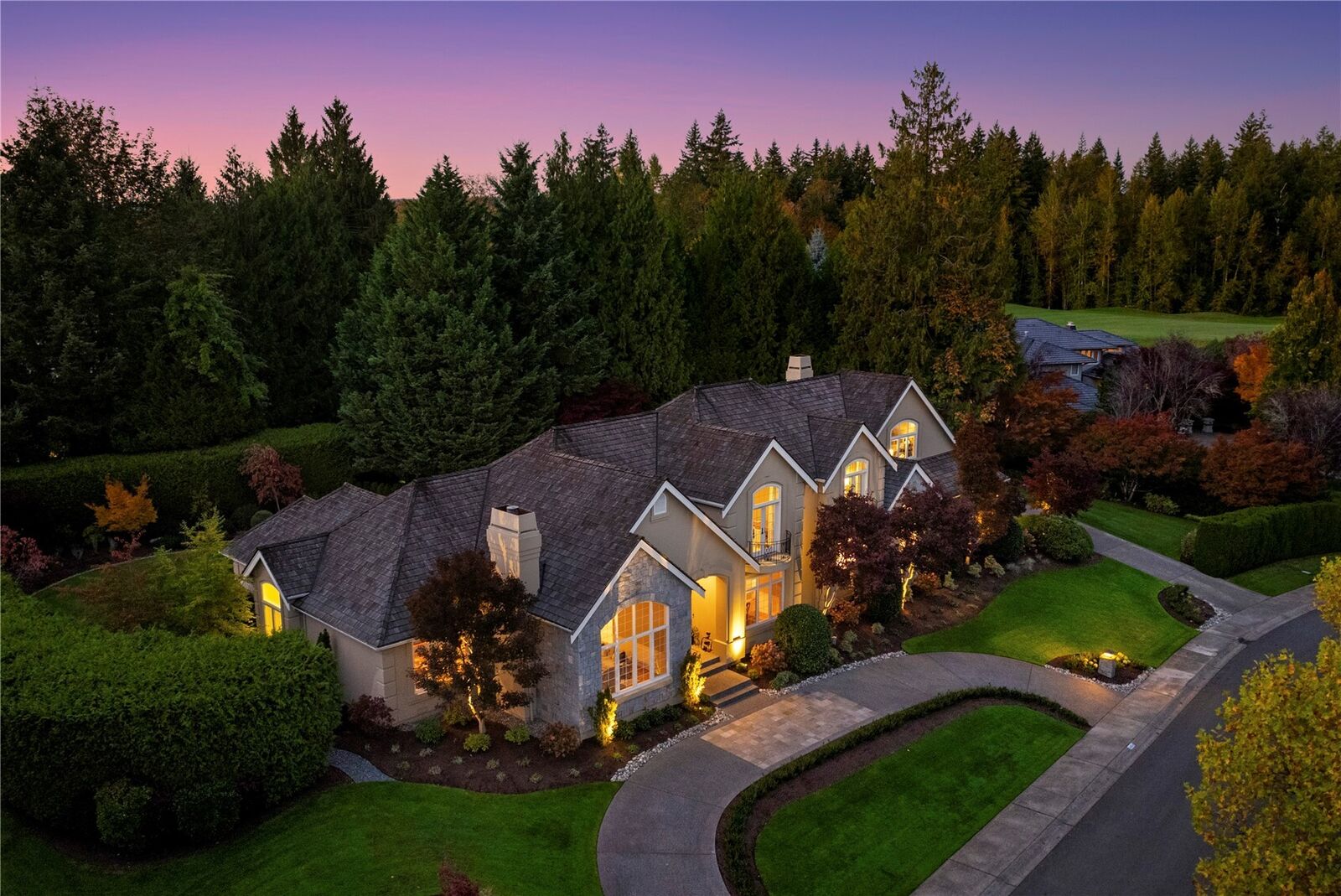 Property Photo:  24634 SE 9th Place  WA 98074 