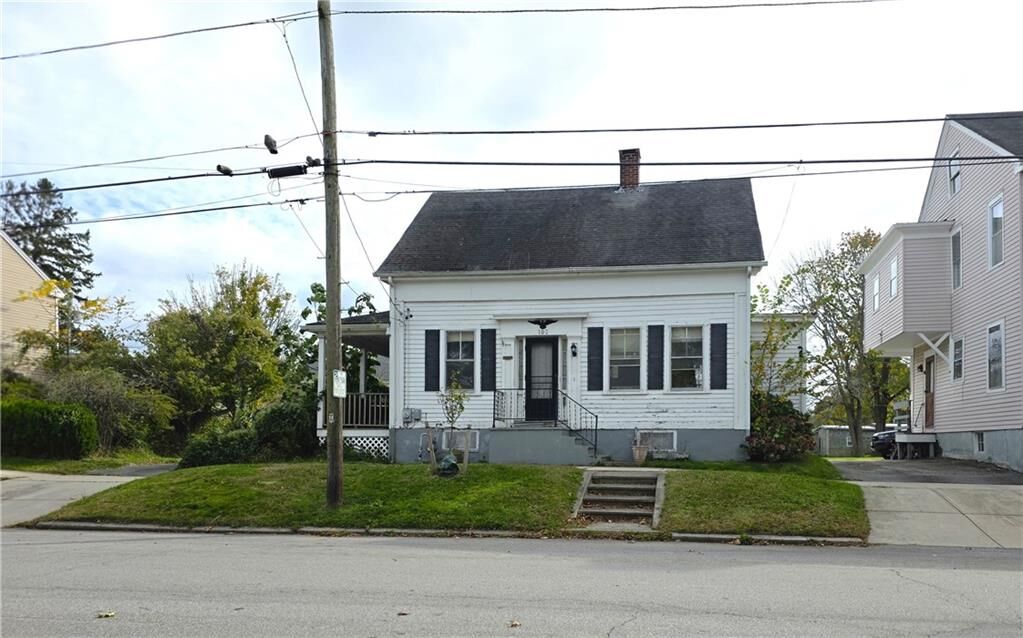 Property Photo:  102 Church Street  RI 02809 
