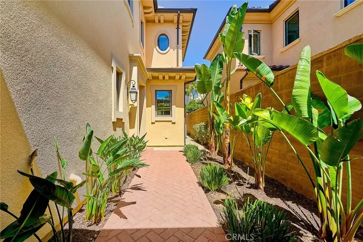 Property Photo: 53 Open Range CA 92602