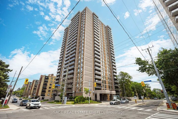 Photo de la propriété: 135 Marlee Avenue 1904 ON M6B 4C6