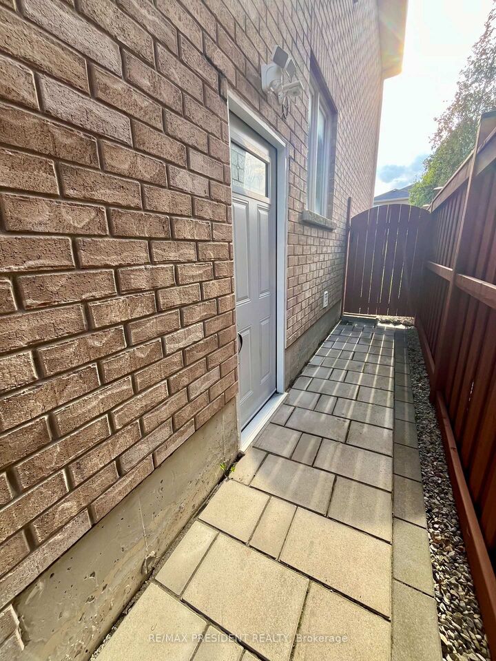 Property Photo:  34 Webb Street  ON L3Z 0P9 