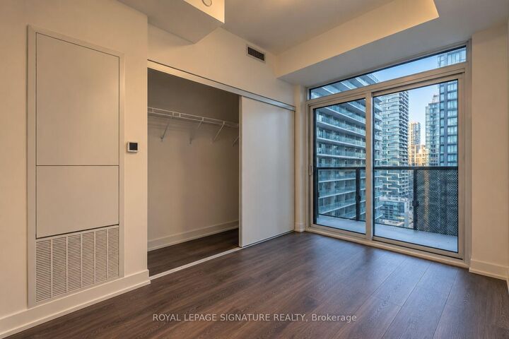 Property Photo:  117 Broadway Avenue 3403  ON M4P 1V3 