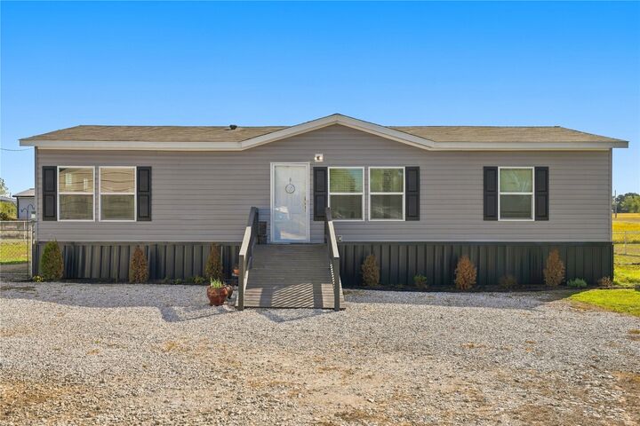 Property Photo: 16850 S 123rd Street OK 74470