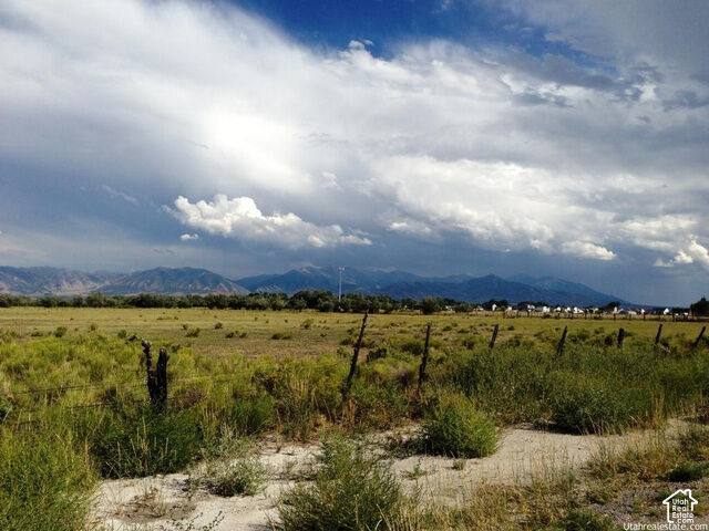Property Photo:  601 E Clay St N  UT 84029 