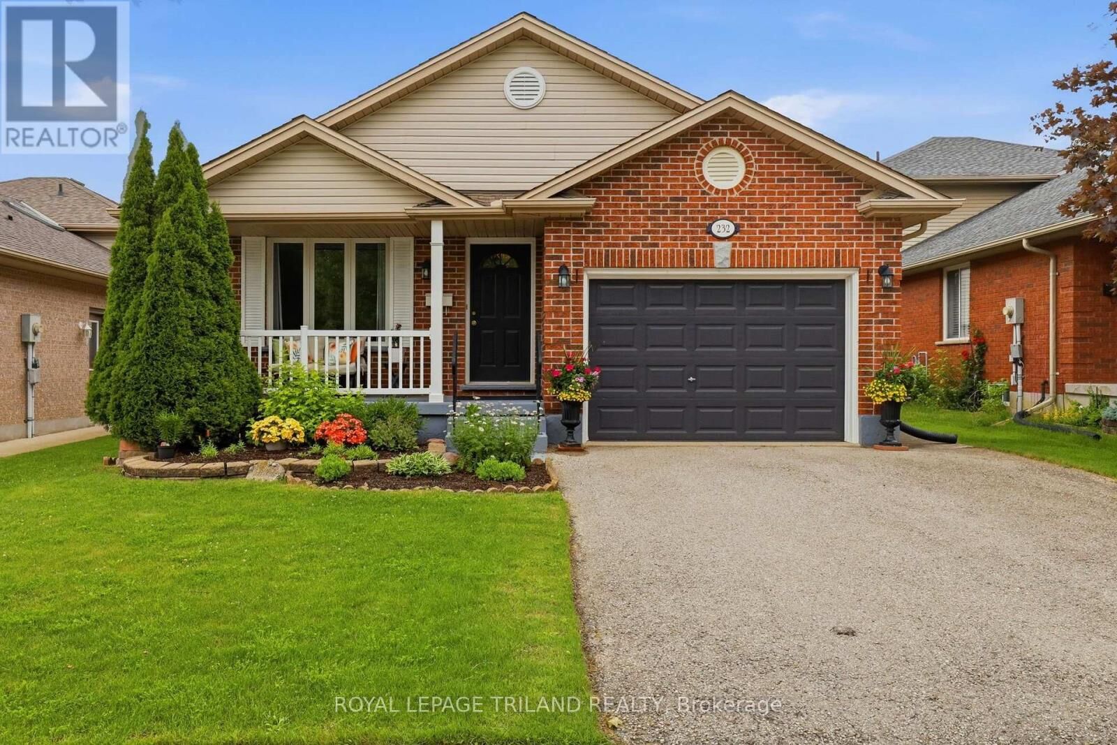 Property Photo:  232 Chelton Road  ON N6M 1B5 